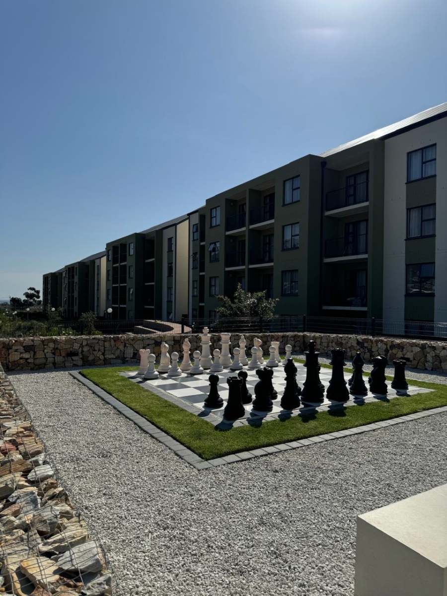 To Let 2 Bedroom Property for Rent in Admirals Park Western Cape